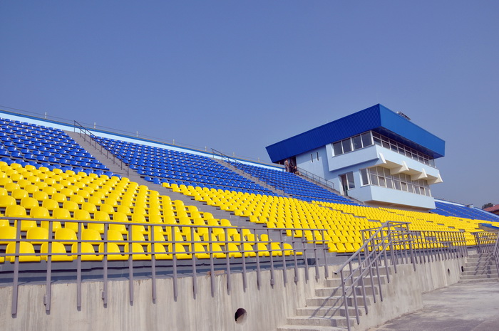 Реконструкція стадіону “Юність”